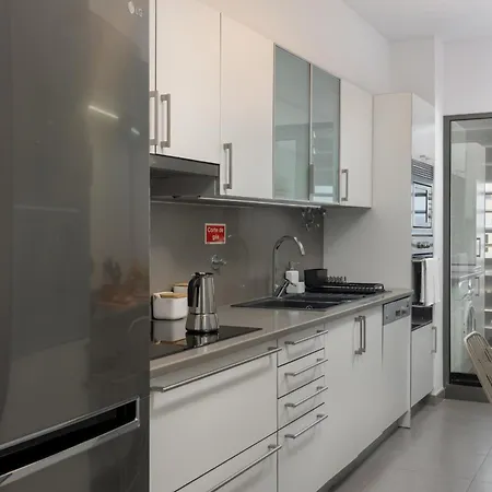 Ajuda-madeira By An Island * Φουνκάλ